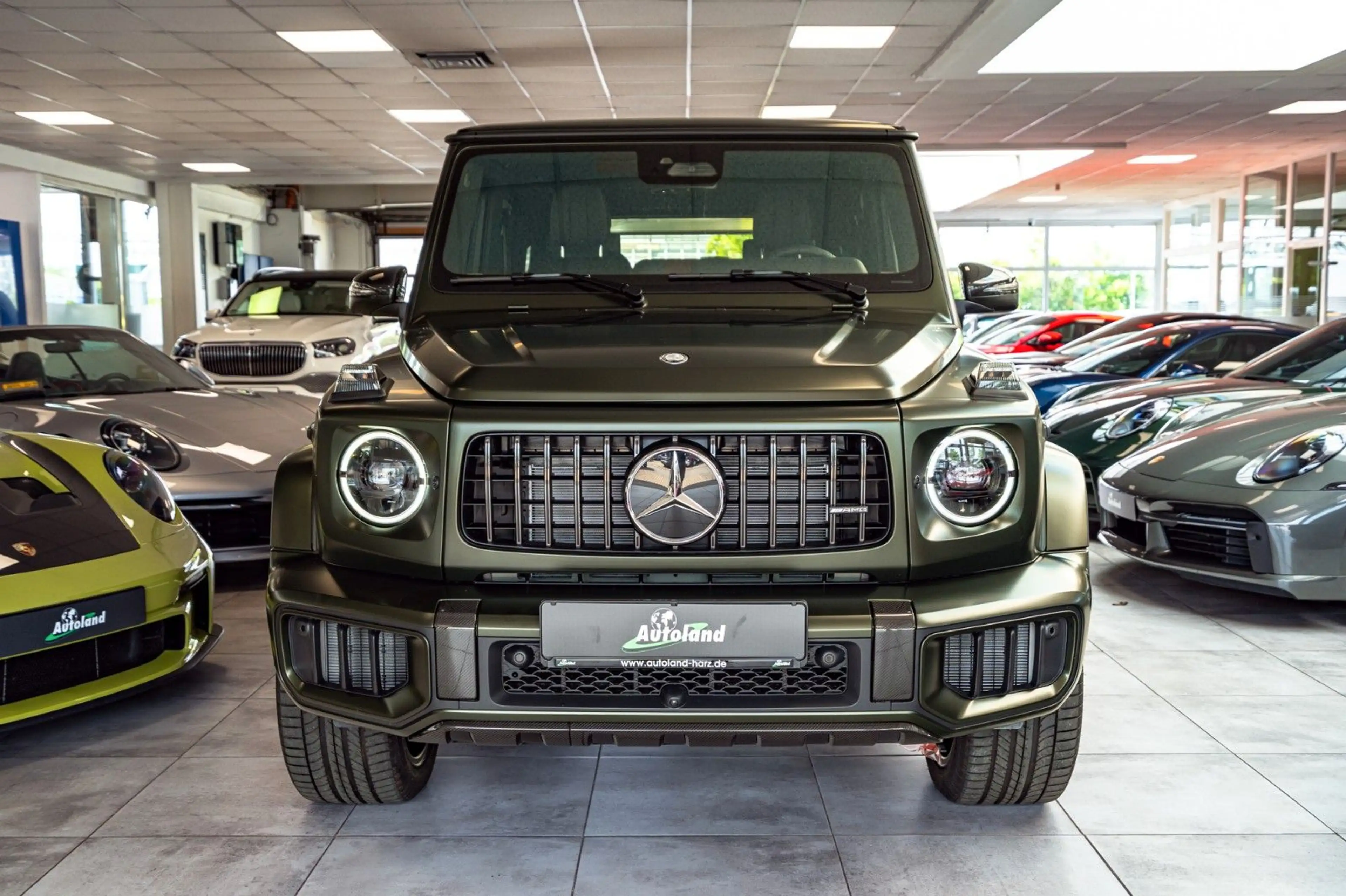 Mercedes-Benz G 63 AMG G63 *Carbon in/out*A22*FOND*OLIVMAGNO*2026 — photo 2