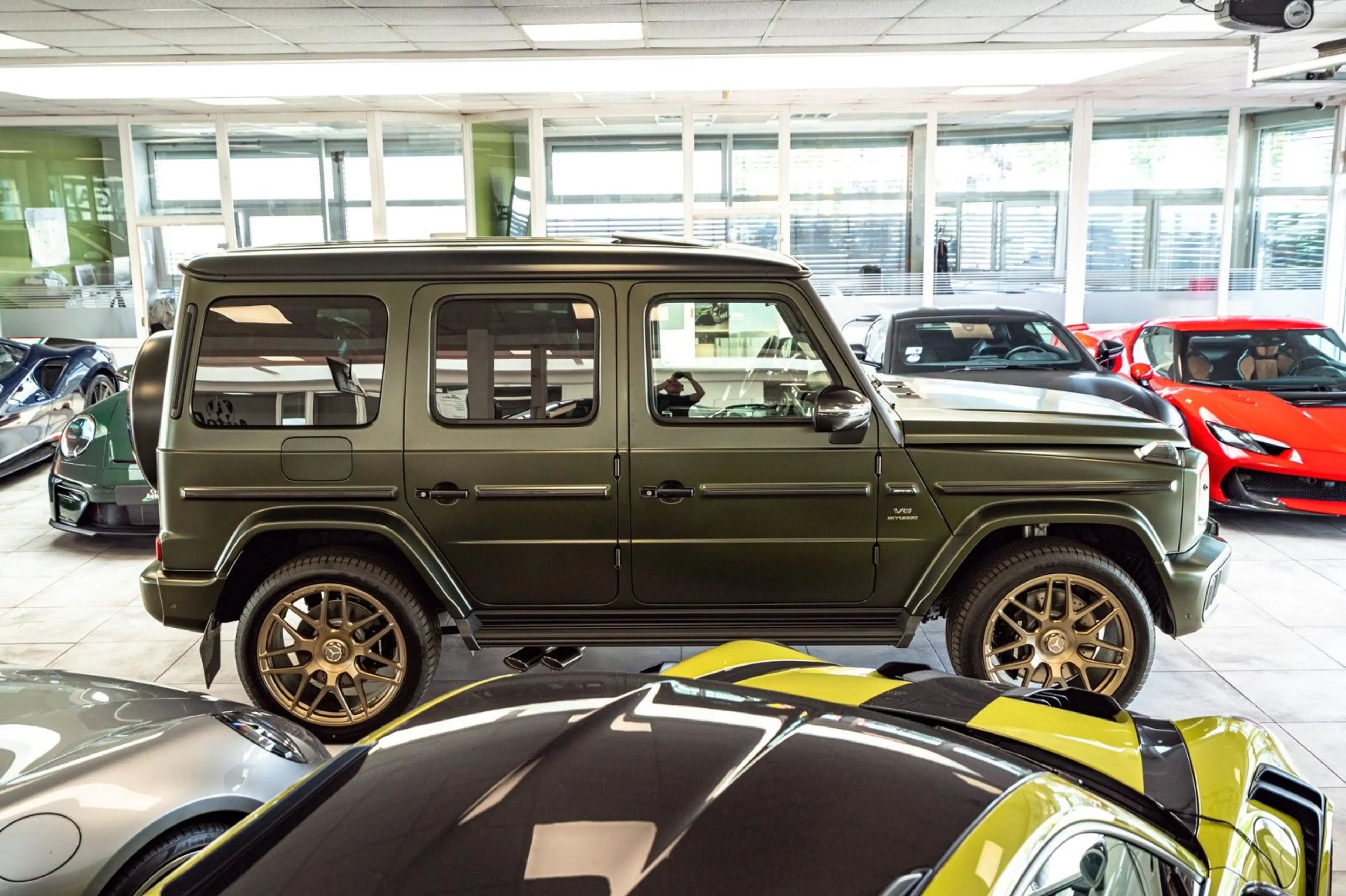 Mercedes-Benz G 63 AMG G63 *Carbon in/out*A22*FOND*OLIVMAGNO*2026 — photo 7