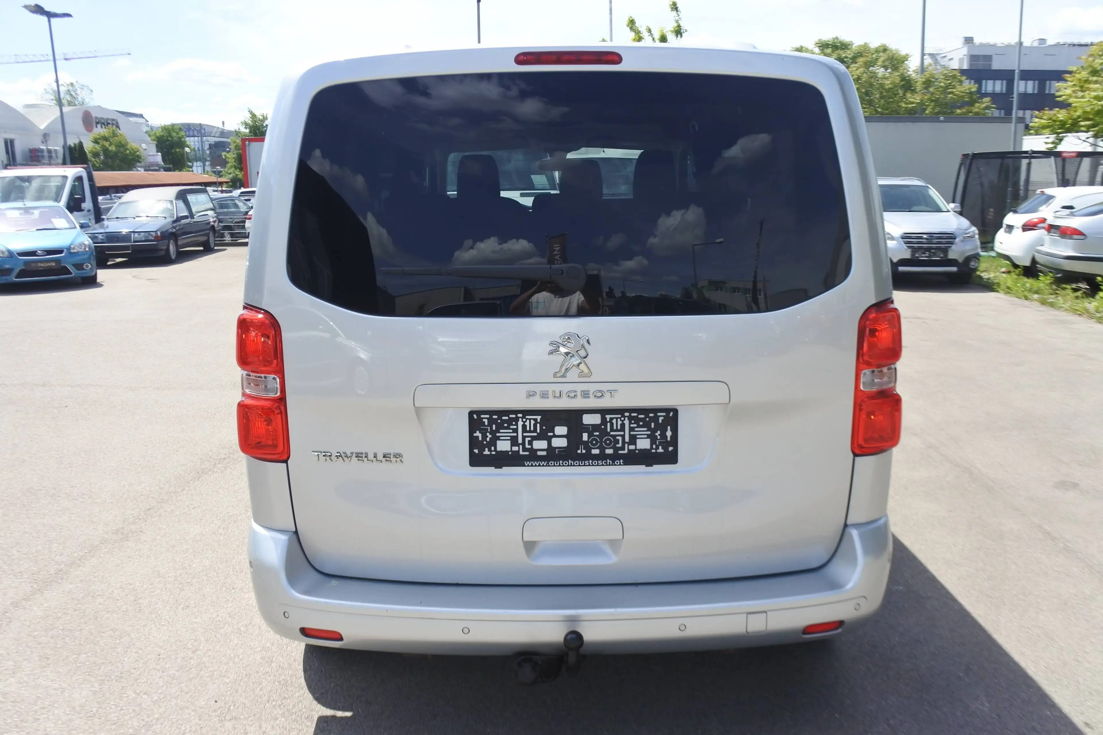 Peugeot Traveller Traveller Allure L2 BlueHDI 150/9 SITZE/NAVI/AHK/ — photo 6