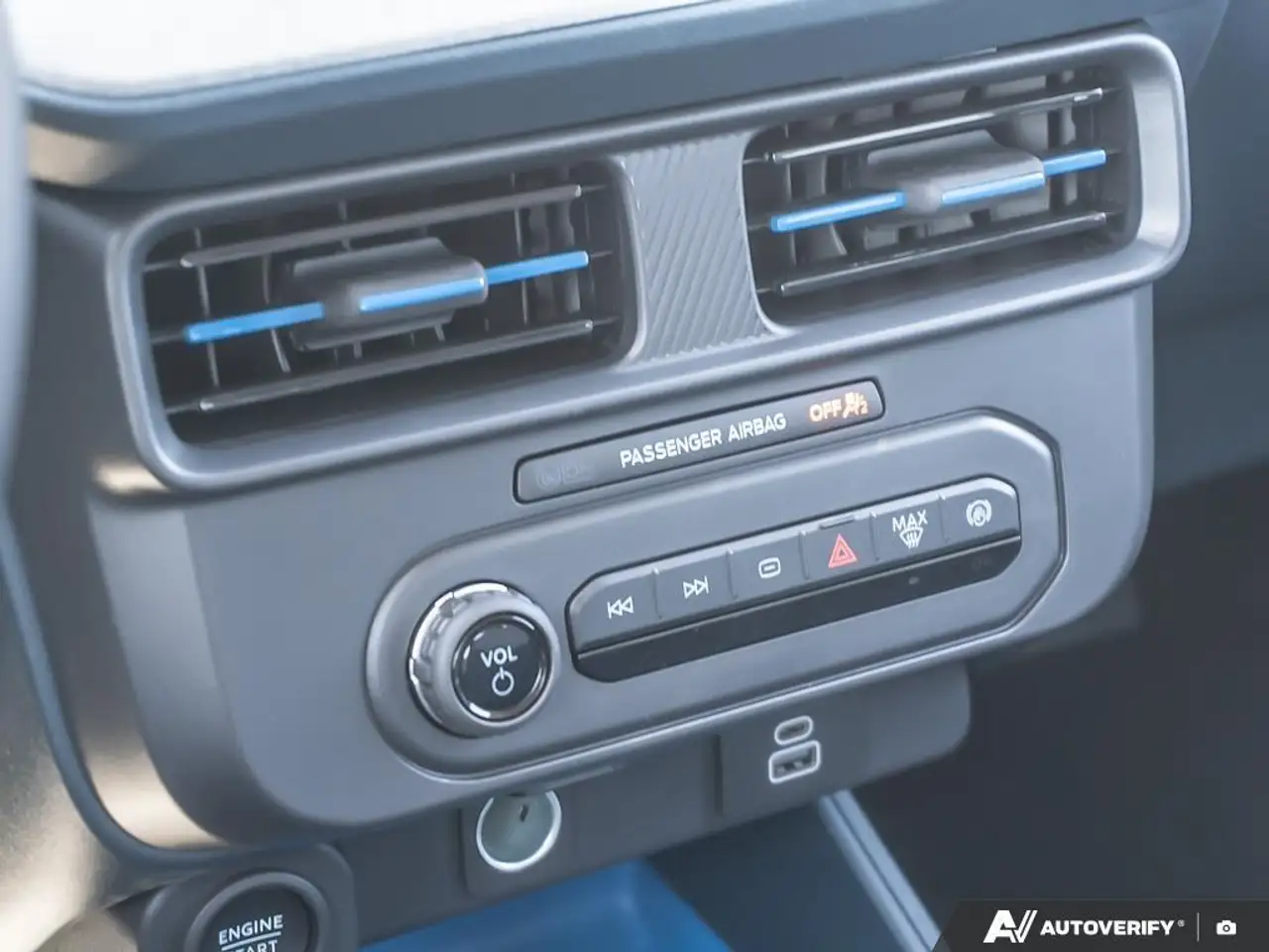 Ford Maverick снимка Ford Maverick