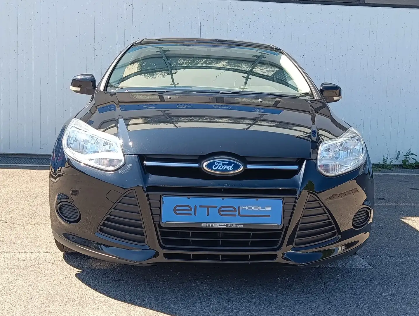 Ford Focus Turnier Trend MFL Zwart - 2