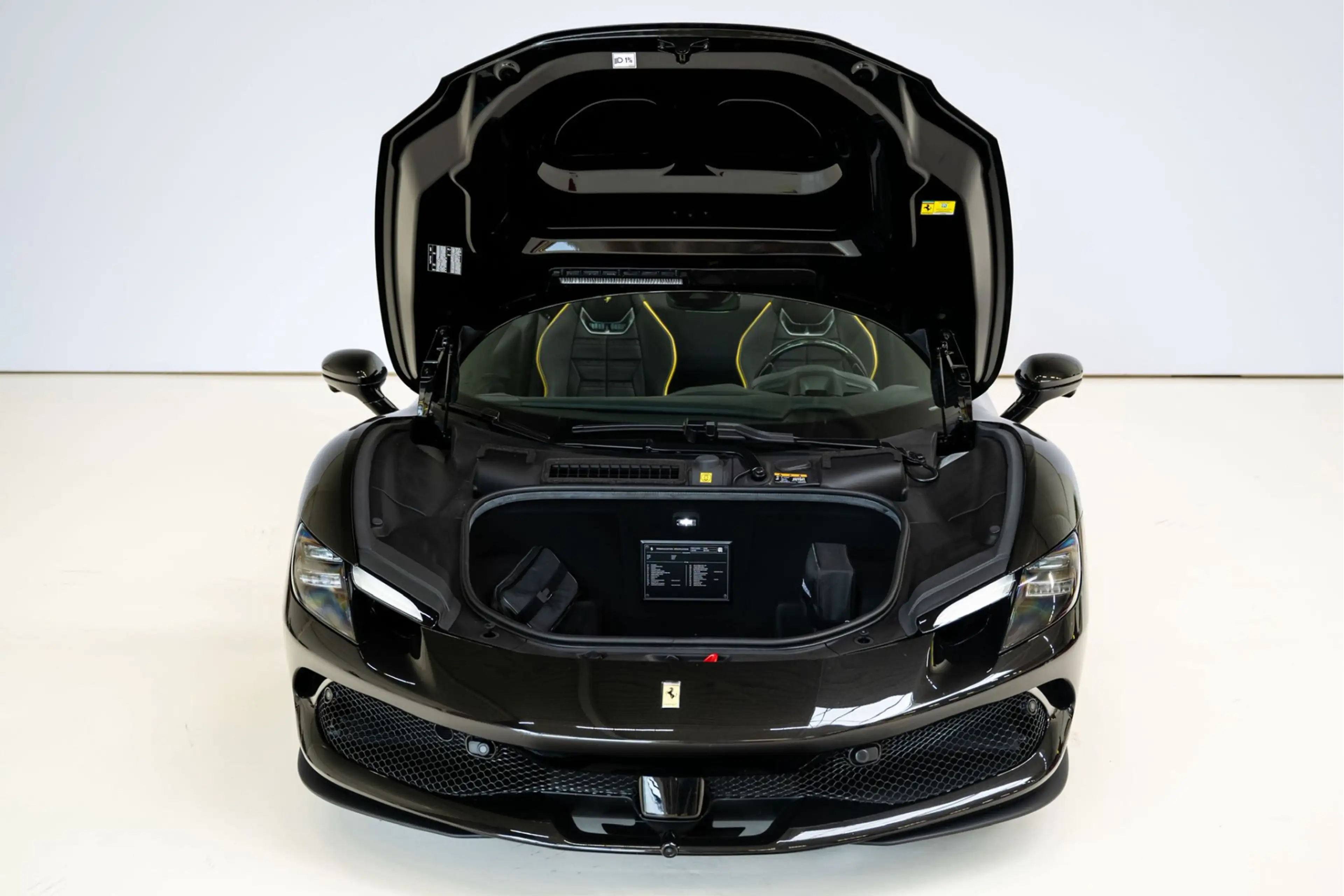 Ferrari 296 GTS 3.0 V6, Daytona Seats, JBL, Lift — photo 12