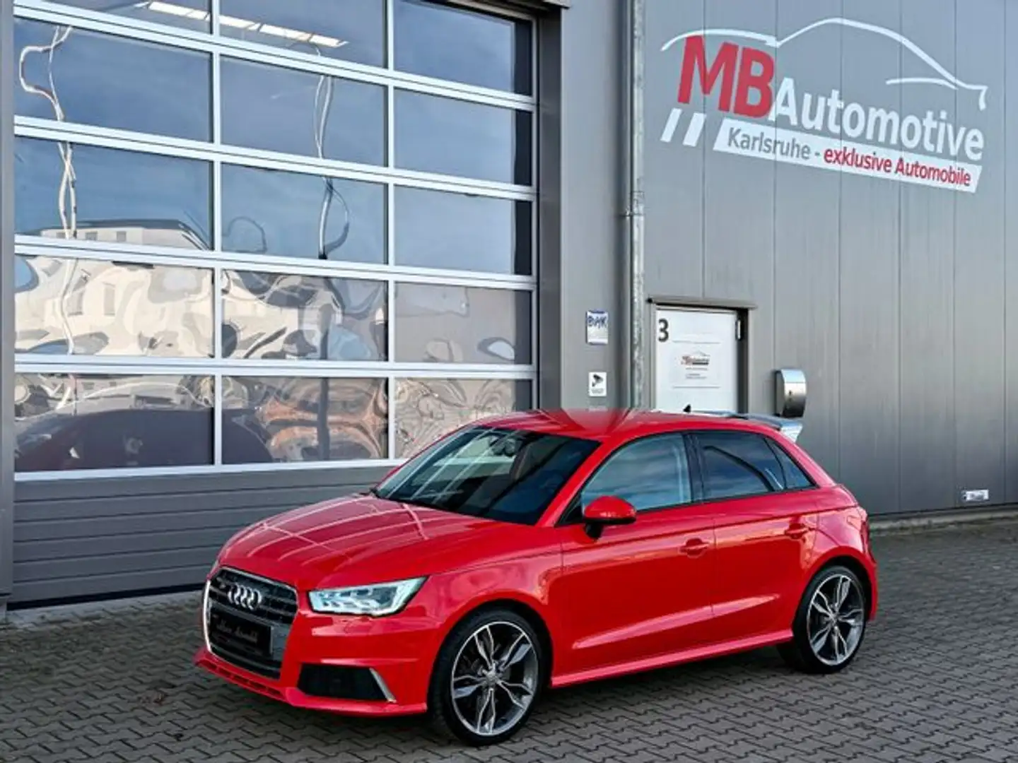 Audi S1 Sportback 2.0 TFSI quattro Bose Feinnappa 18" Rot - 1