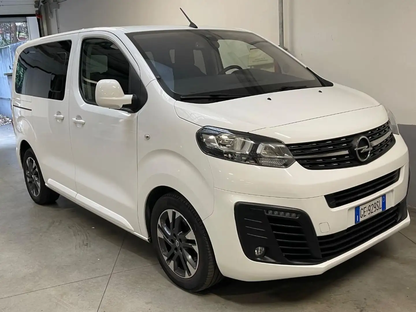 Opel Zafira Life 1.5 Diesel 120CV L1H1 Edition 8 POSTI Blanc - 2