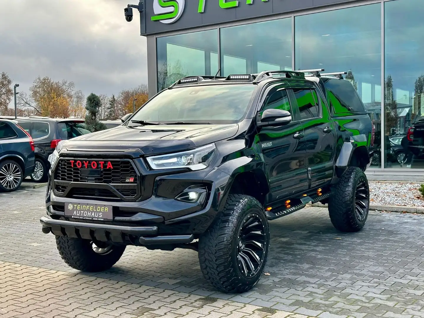 Toyota Hilux 4x4 UMBAU /OFFROAD SPECIAL GR MODEL Negro - 2