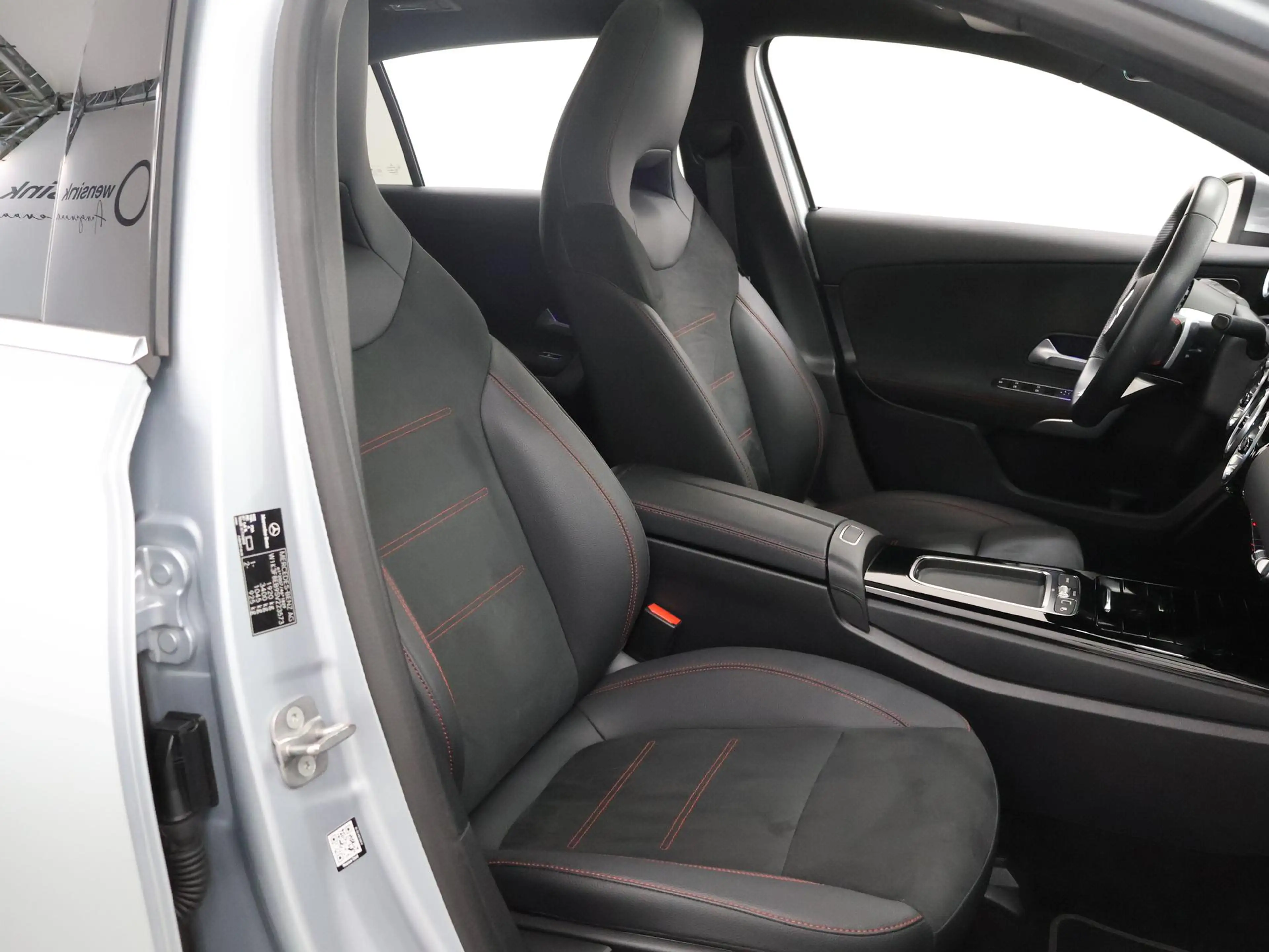 Mercedes-Benz A 180 Star Edition AMG Line | Panoramadak | Trekhaak | C — photo 10