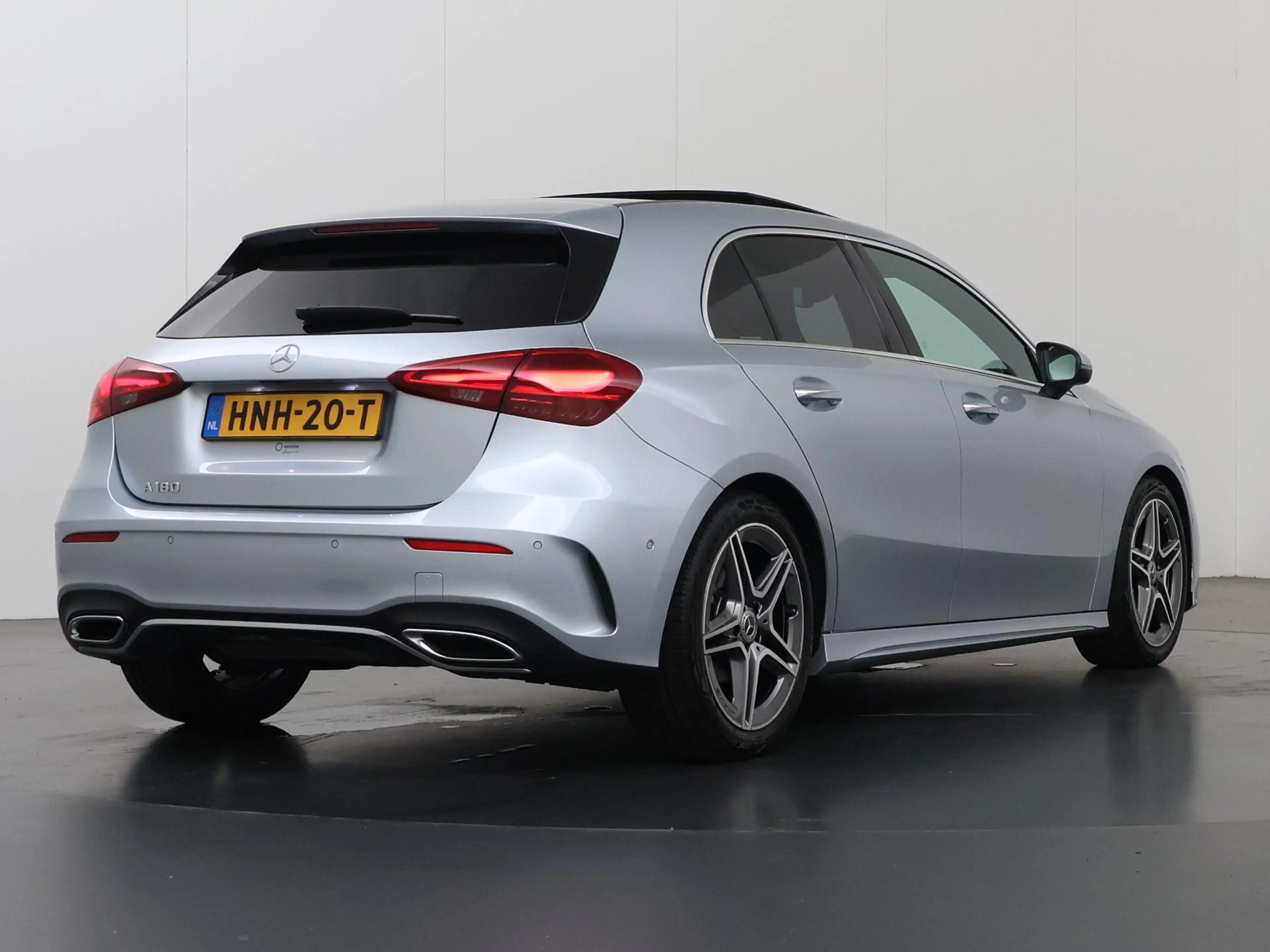 Mercedes-Benz A 180 Star Edition AMG Line | Panoramadak | Trekhaak | C — photo 2