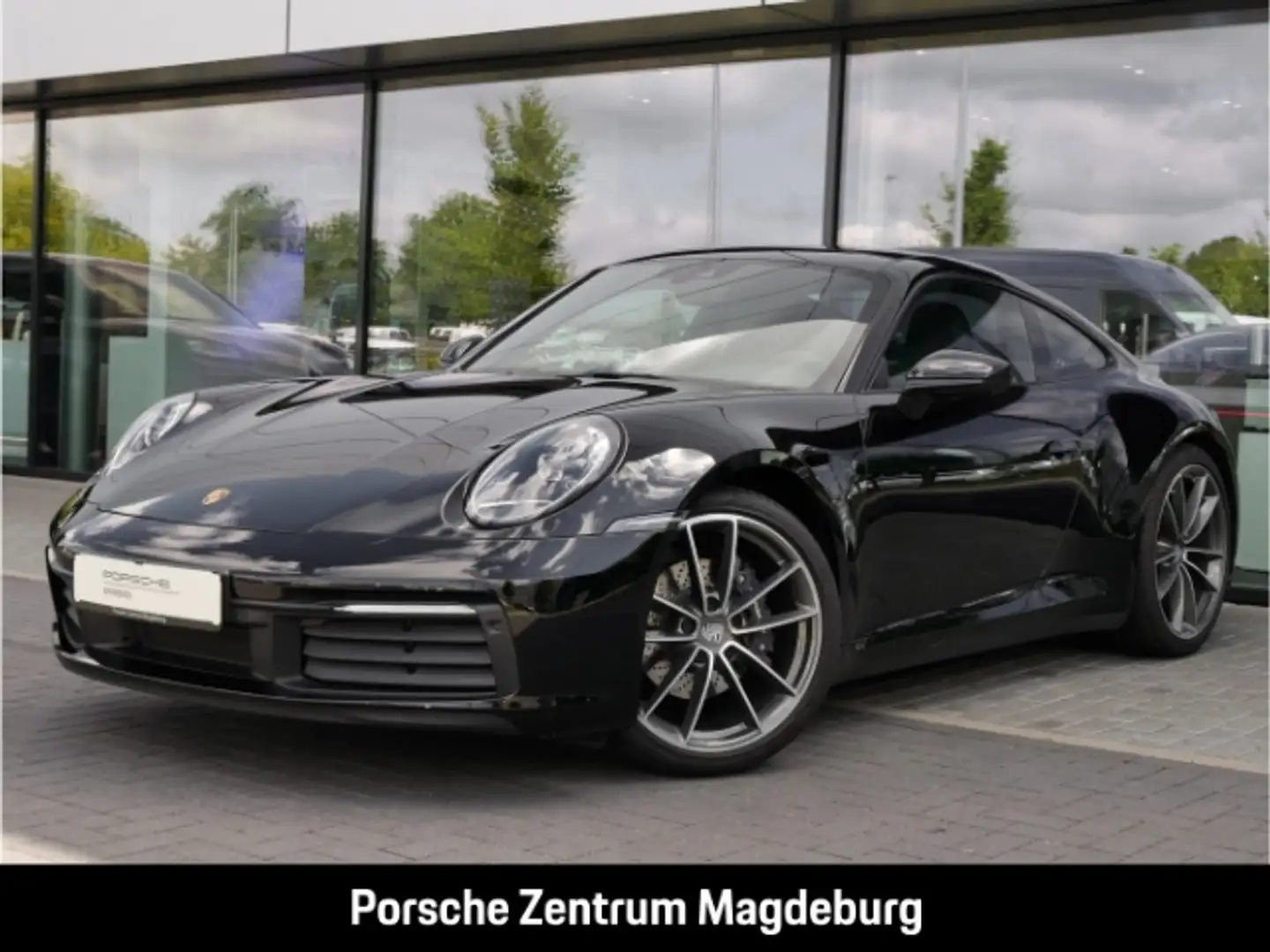 Porsche 992 (911) Carrera*BOSE*PDLS+*SHZ*SPORTABGAS* Noir - 1
