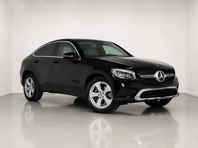 Mercedes-Benz GLC view 2