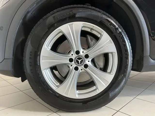 Mercedes-Benz GLC view 8