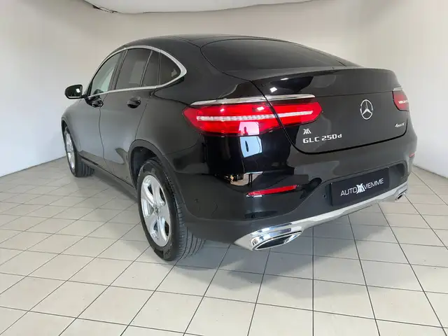 Mercedes-Benz GLC view 6