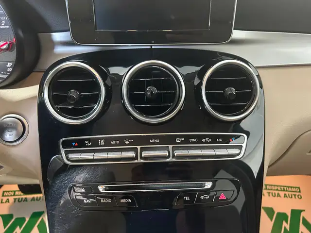 Mercedes-Benz GLC view 25