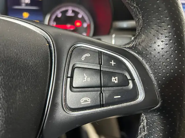 Mercedes-Benz GLC view 19