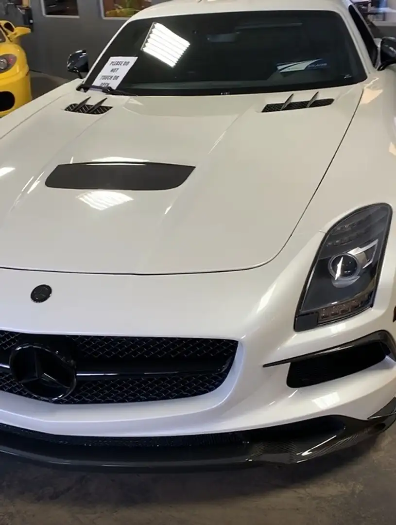 Mercedes-Benz SLS AMG Black Series Coupé Blanc - 1