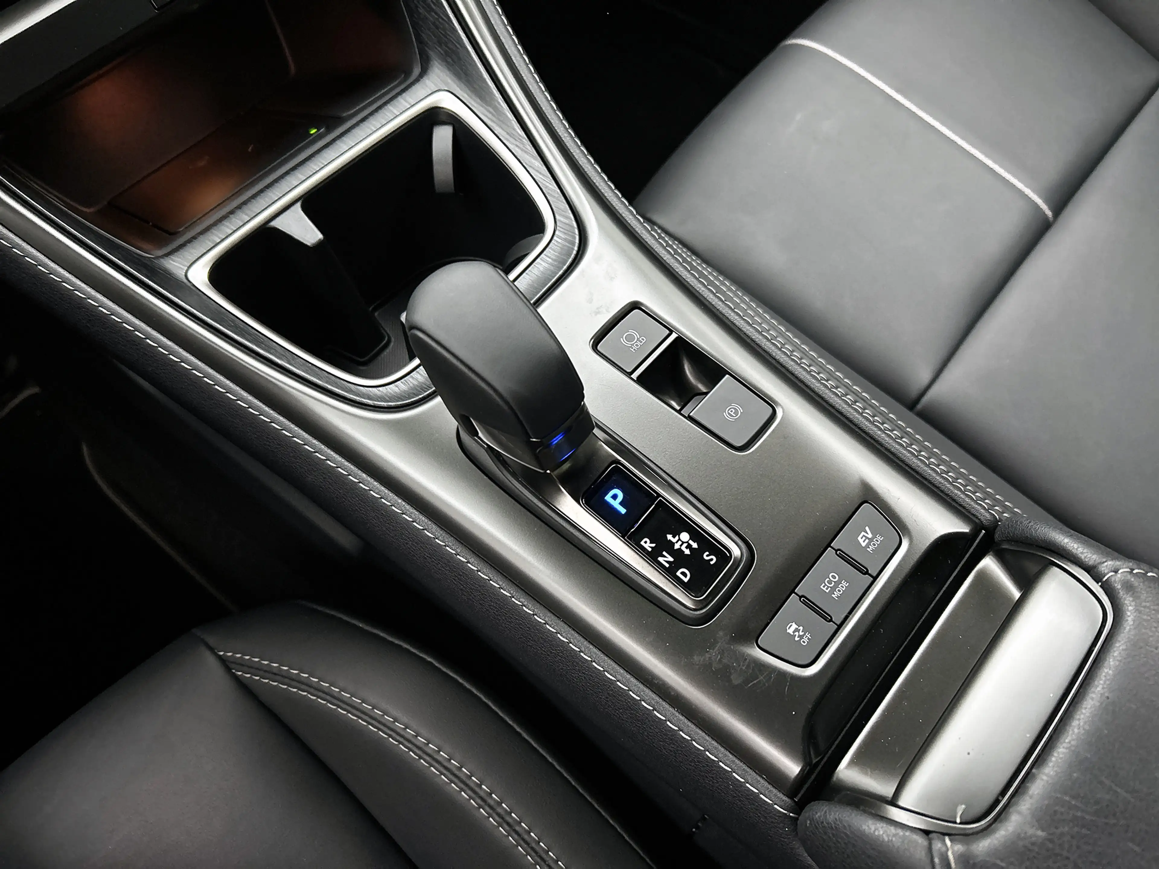 Lexus LBX Relax 2WD Tech Pack | Trekhaak afneembaar | Blinds — photo 15