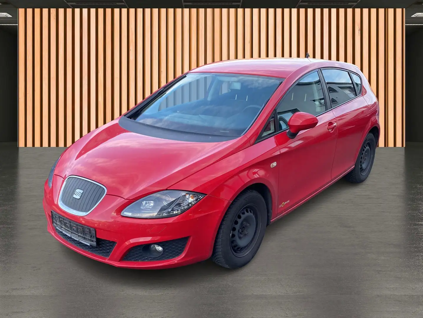 SEAT Leon 1.6 TDI Reference Copa Ecomotive Roşu - 2