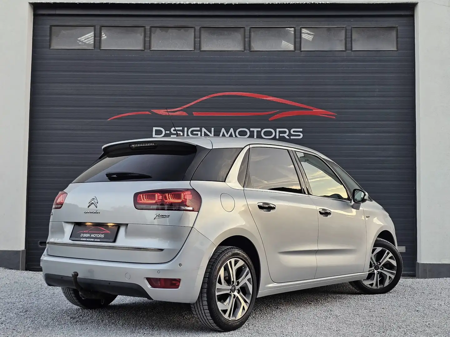 Citroen C4 Picasso 1.6 THP (156ch) EXCLUSIVE 2015 111.440km 1er PROP Gris - 2