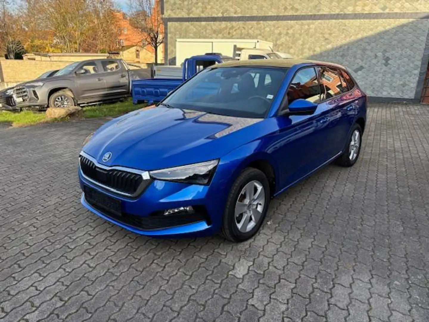 Skoda Scala 1.0 TSI DSG Emotion+LED+NAVI+PANORAMA+1HAND Blau - 2