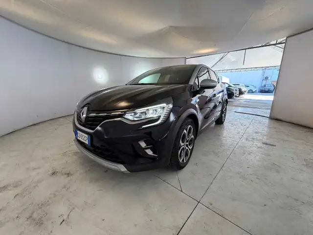 Renault Captur 1.6 E-TECH Plug-in Hybrid Intens