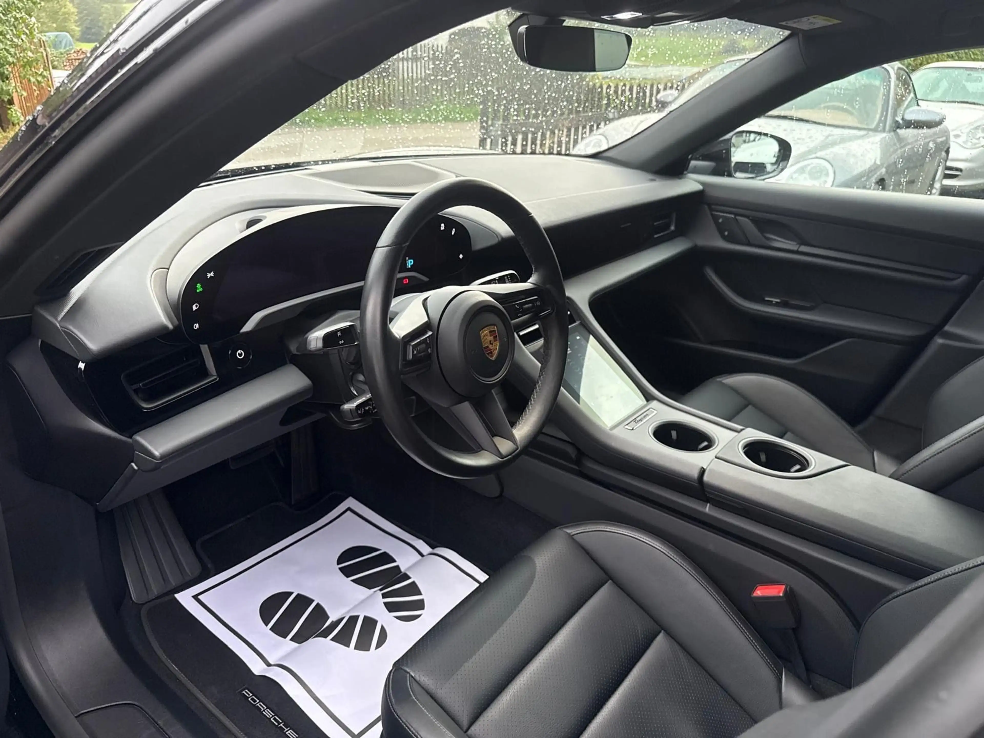Porsche Taycan *TRAUMZUSTAND*APPROVED*PERFORMANCE 476PS* — photo 15