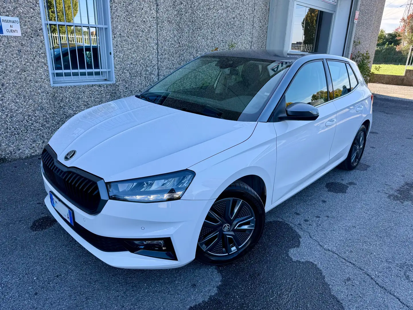 Skoda Fabia 1.0 mpi evo Style 80cv "TELECAMERA"CARPLAY"CLIMA AUTO" Blanc - 2