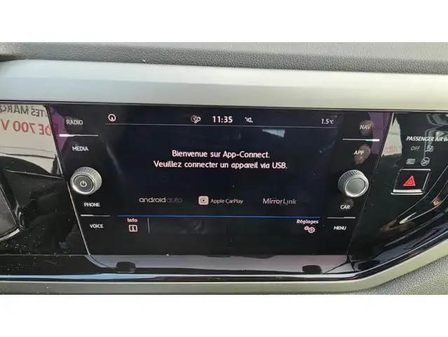 Volkswagen Polo view 11