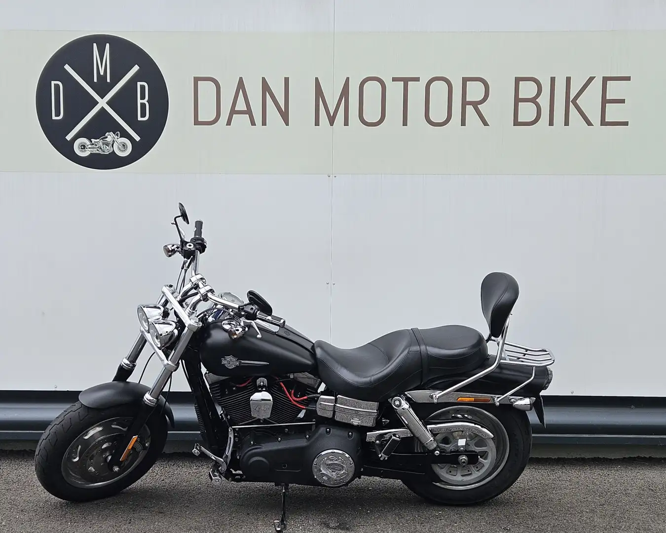 Harley-Davidson Dyna Fat Bob Černá - 1