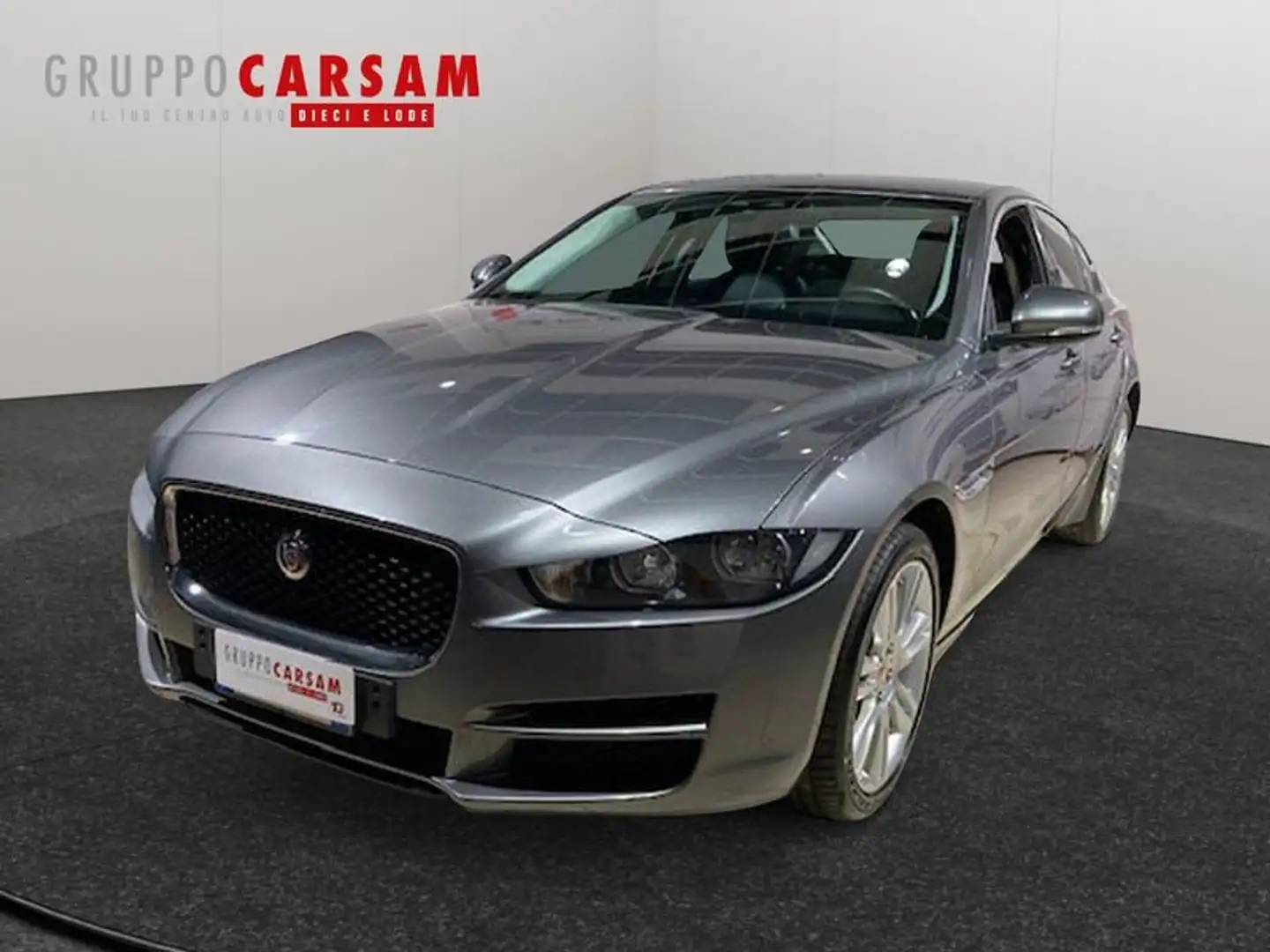 Jaguar XE 2.0 D Turbo 180CV AWD aut. Prestige Gris - 1