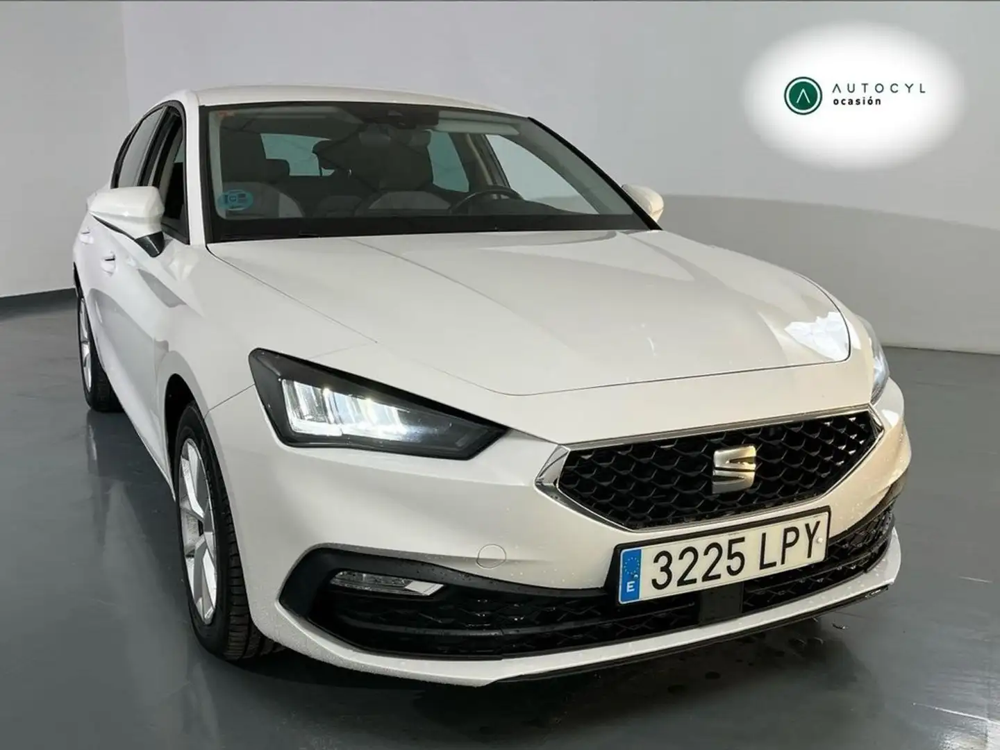 SEAT Leon ST 2.0 TDI 110kW (150CV) DSG-7 St&Sp FR Blanco - 1