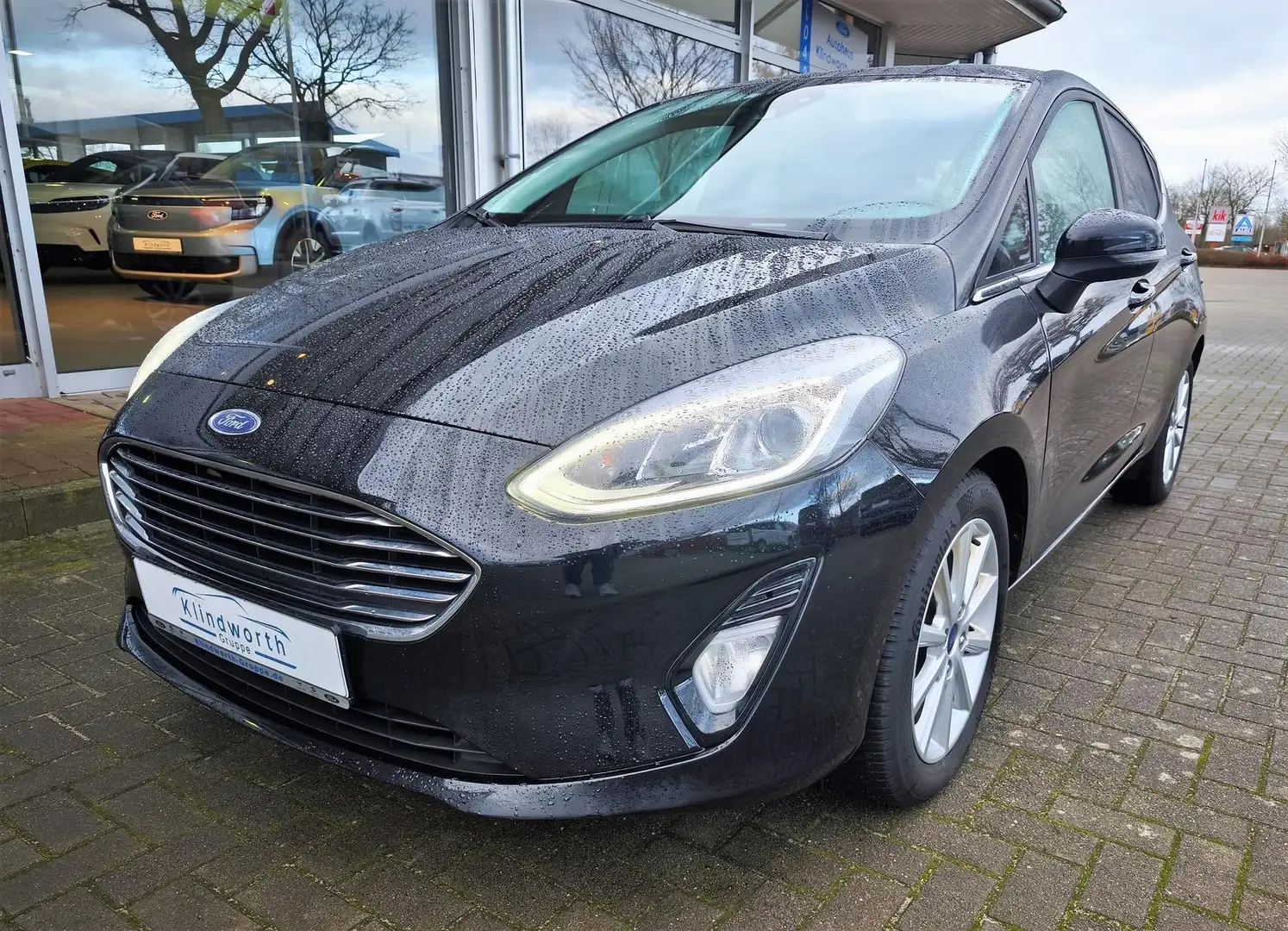 Ford Fiesta 1.0 EcoBoost Automatik Titanium Noir - 1