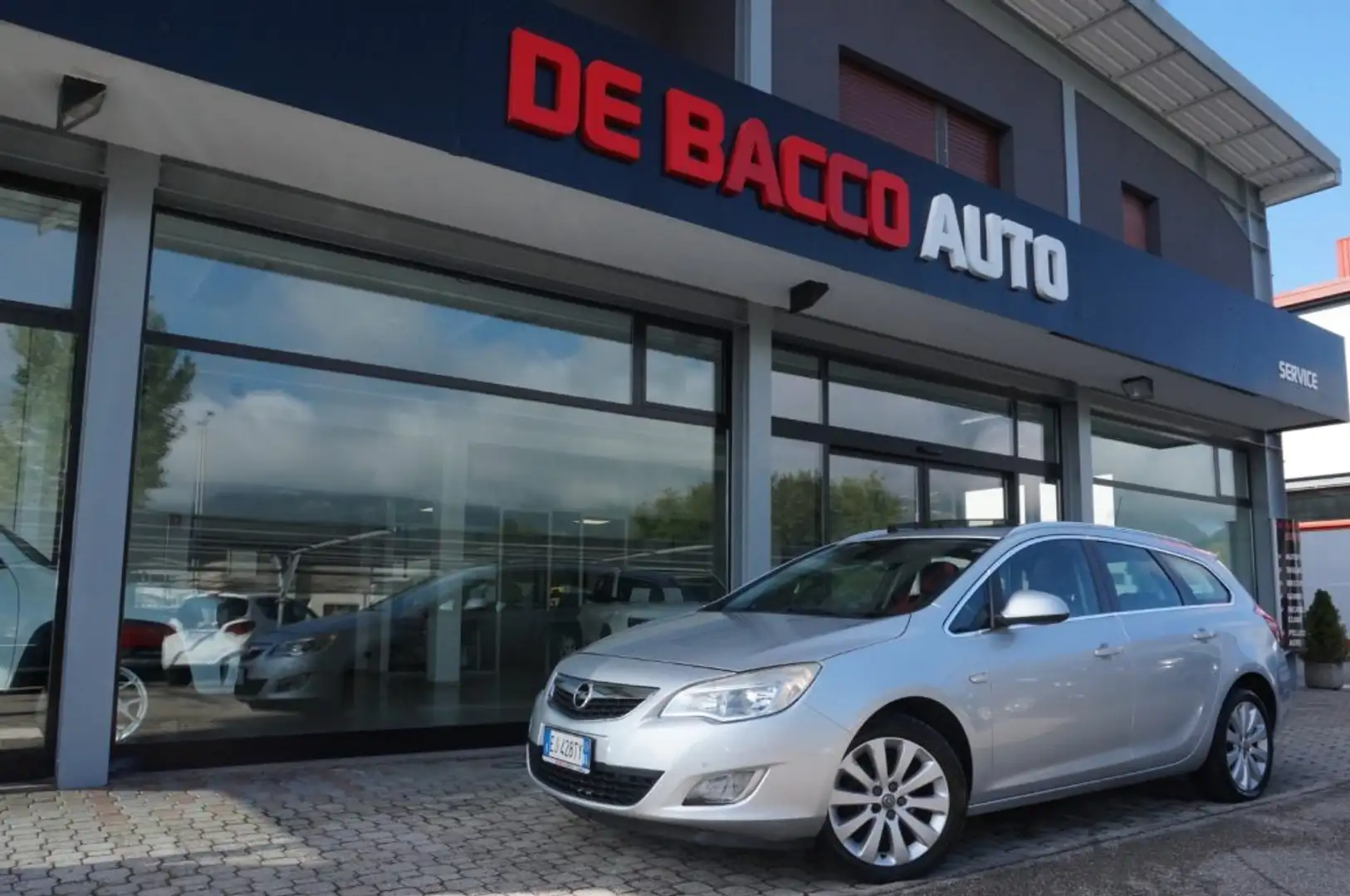 Opel Astra 1.4 Turbo 140CV Sports Tourer Cosmo (OK NEOPATENTA Argento - 1