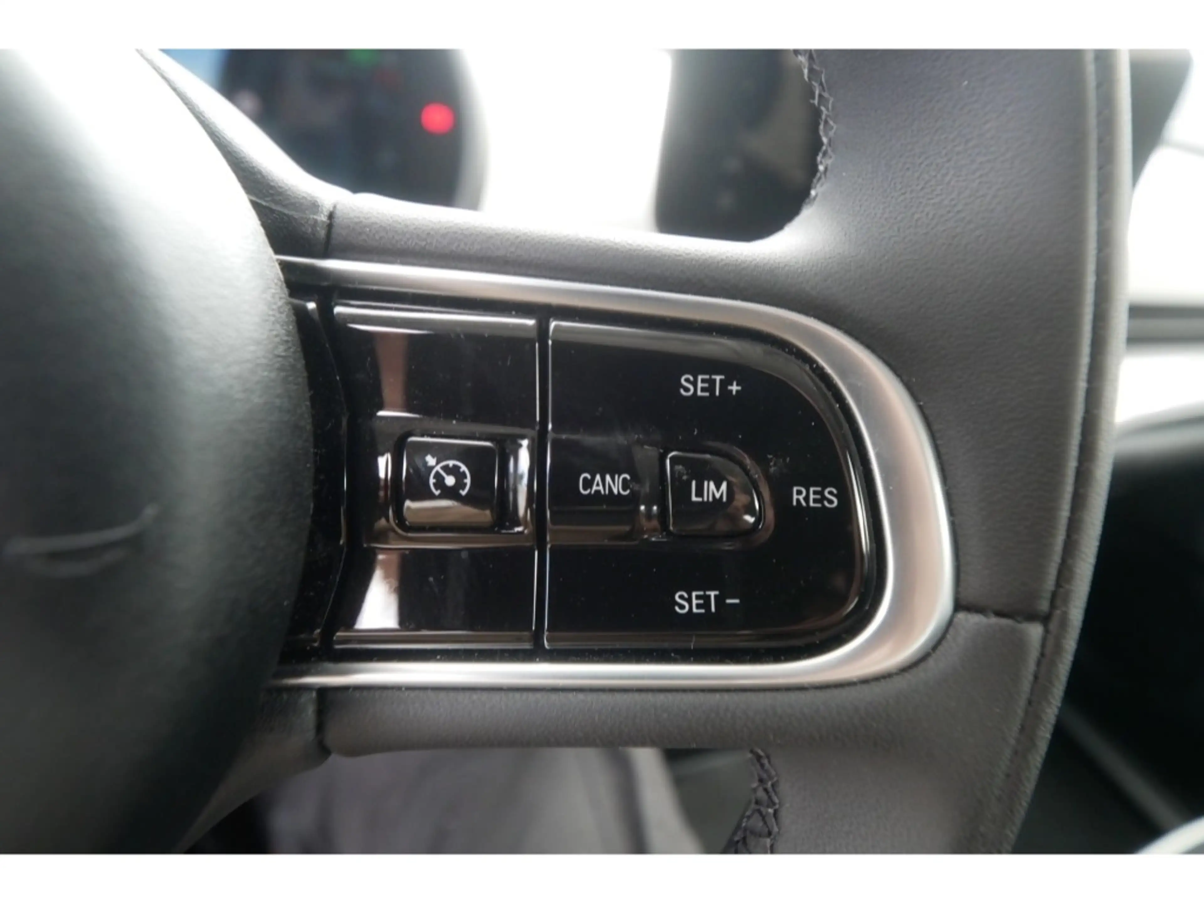 Fiat 500e AT 42 Kwh 118PS KOMFORT KAMERA SHZ ALU — photo 15