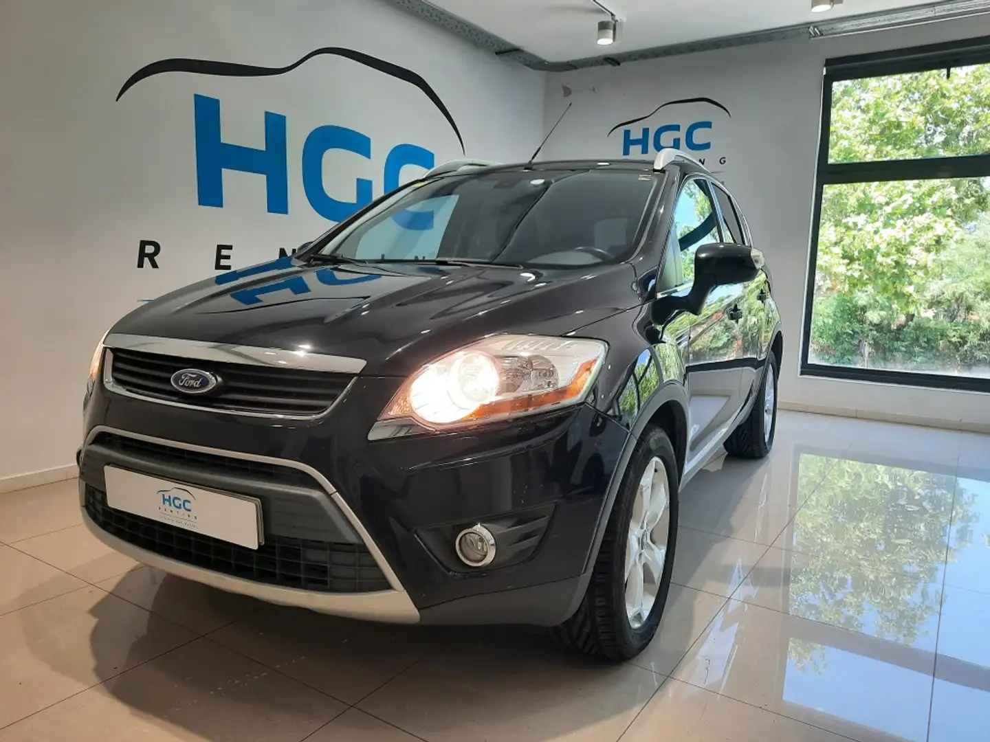 Ford Kuga 2.0TDCI Trend 4WD Noir - 1