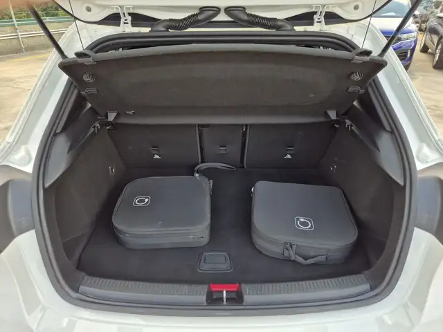 Mercedes-Benz A-Class view 11