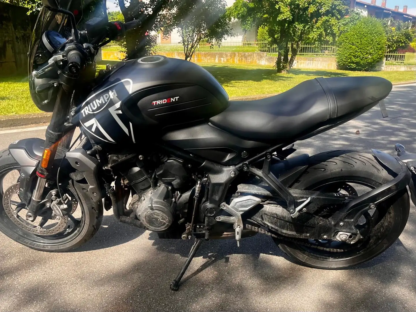 Triumph Trident 660 Чёрный - 1