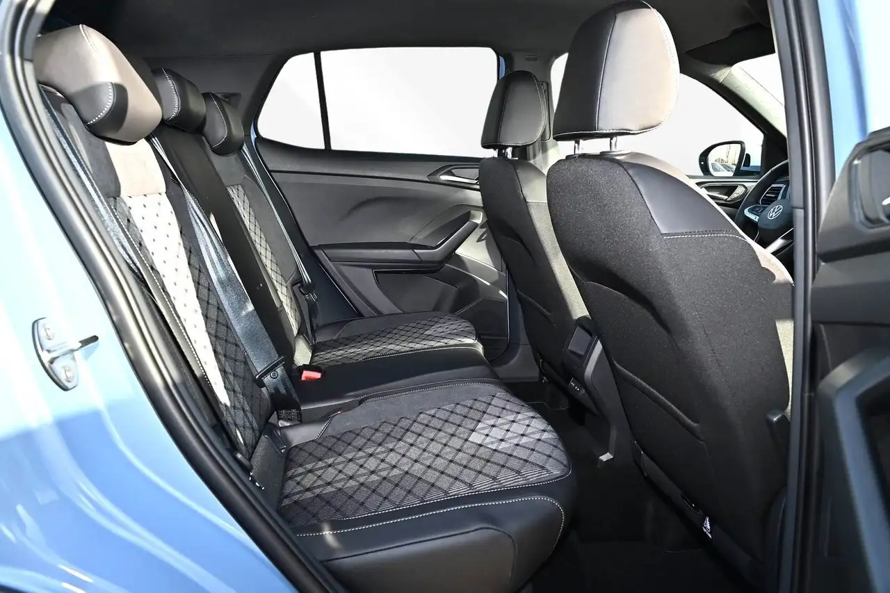 Volkswagen T-Cross R-Line 1.5 TSI DSG R-Line 7