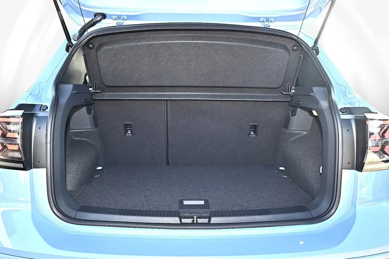 Volkswagen T-Cross R-Line 1.5 TSI DSG R-Line 9