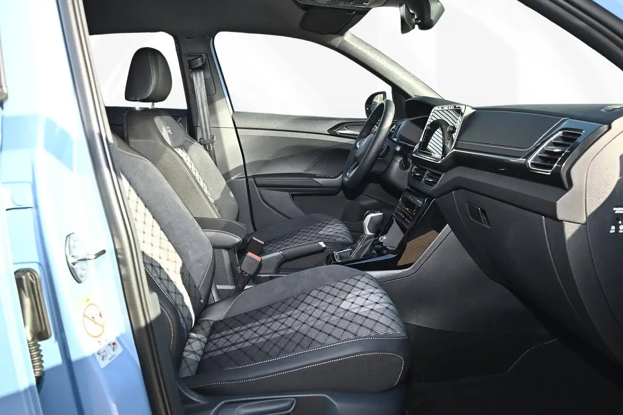 Volkswagen T-Cross R-Line 1.5 TSI DSG R-Line 6
