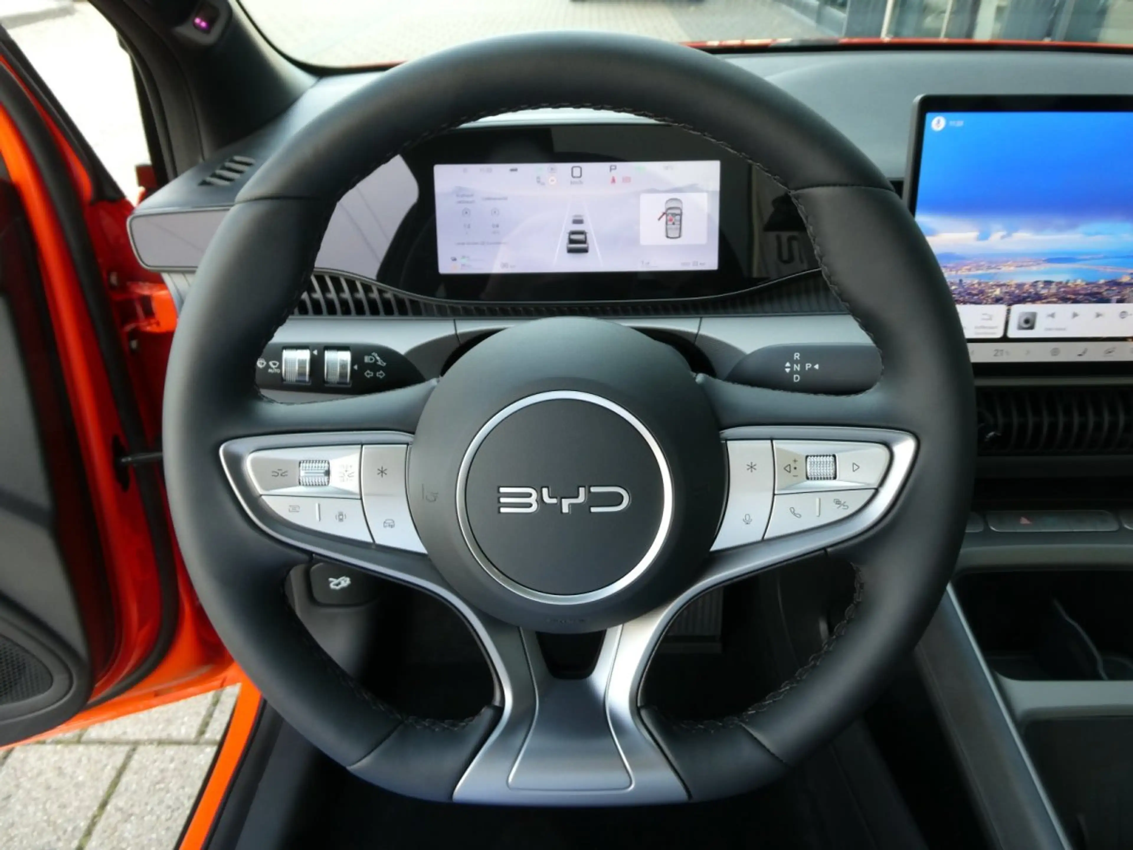 BYD Dolphin G DM-i Comfort*18,3 kWh *Glasdach*Head-Up*360Grad — photo 8