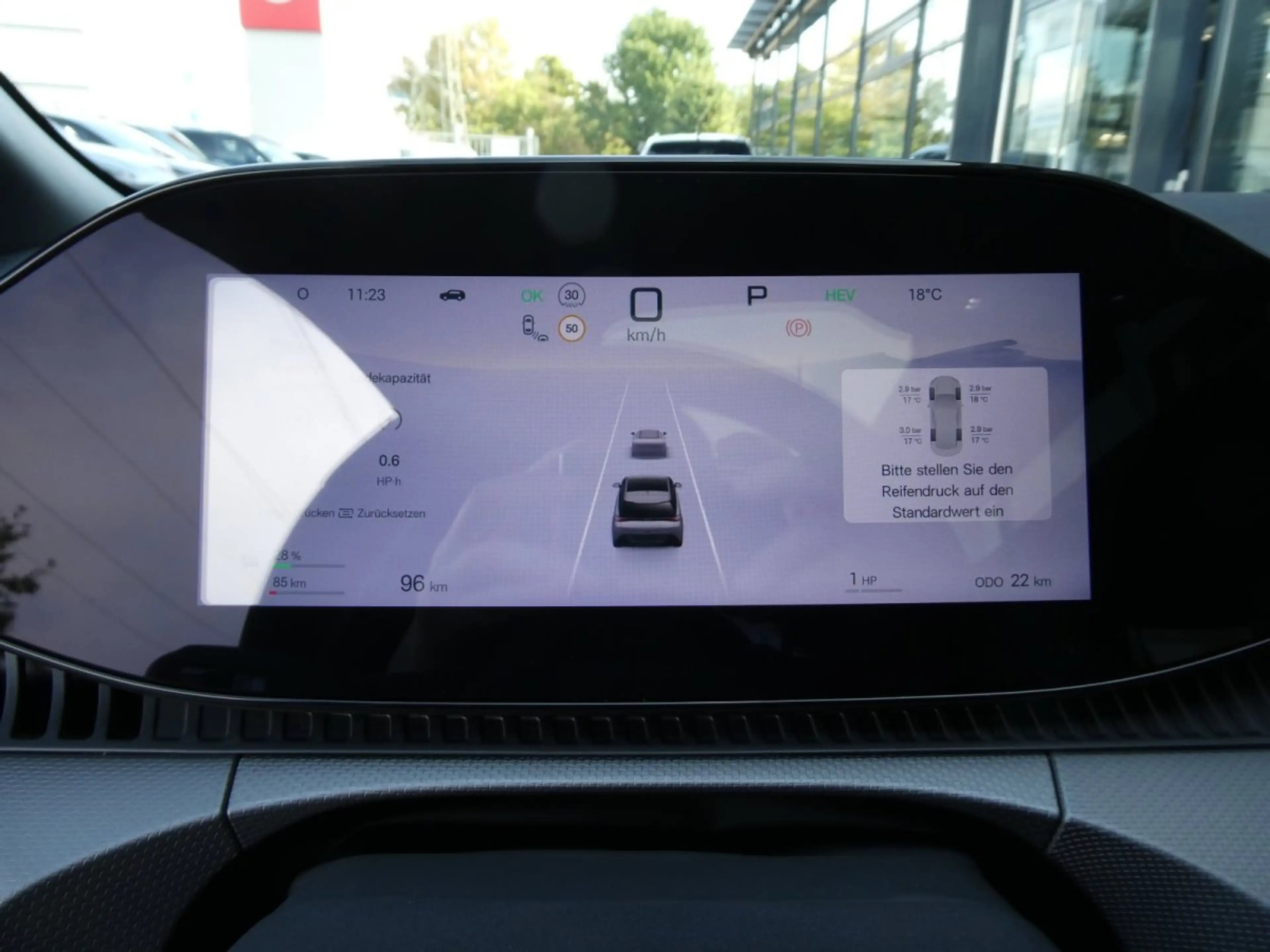 BYD Dolphin G DM-i Comfort*18,3 kWh *Glasdach*Head-Up*360Grad — photo 9