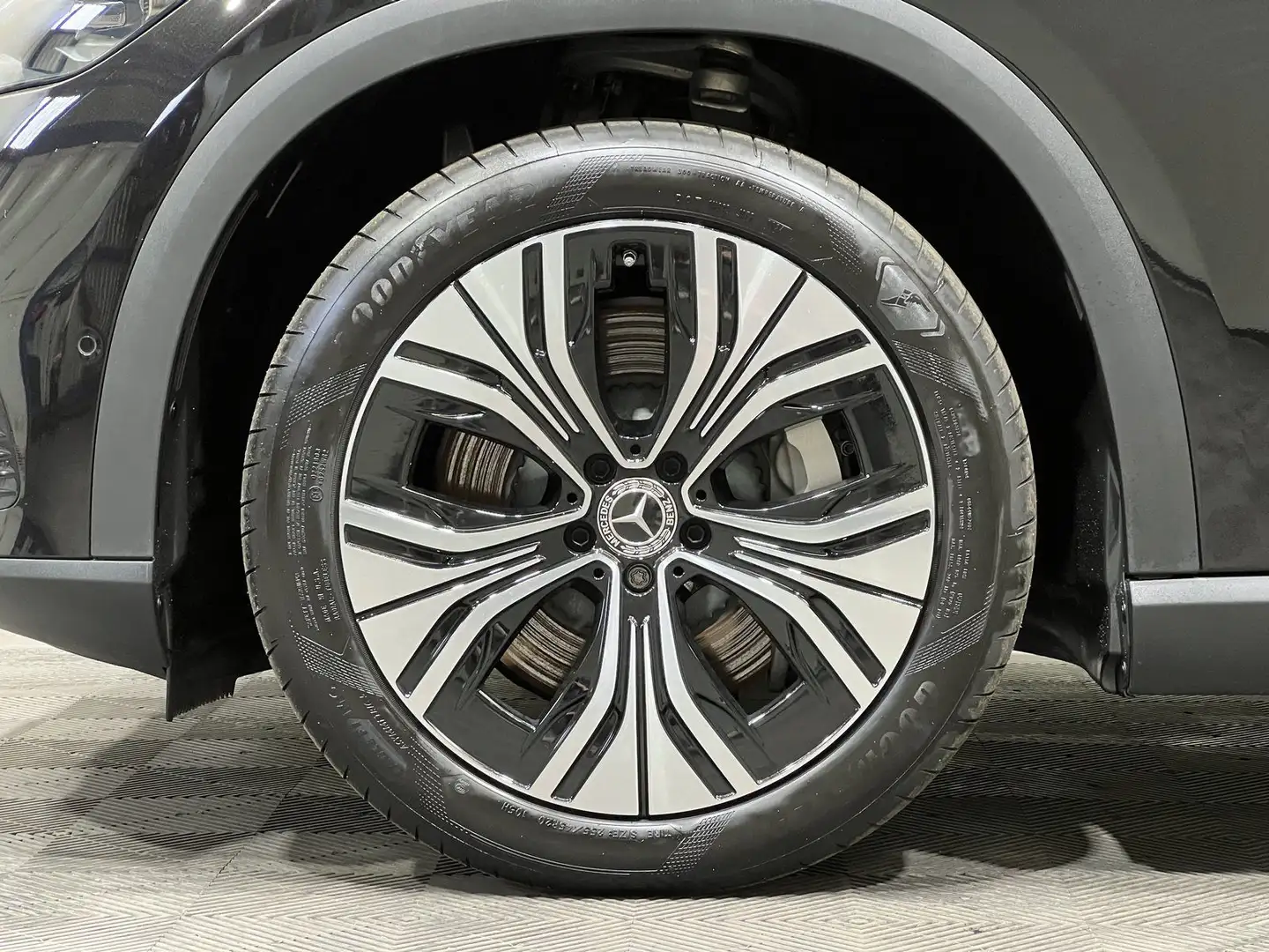 Mercedes-Benz EQE SUV EQE 300 Electric Art Premium 20"+AHK+10°HA+22KW Schwarz - 2