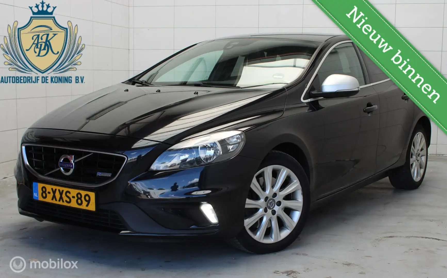 Volvo V40 2.0 D4 R-Design 191PK Leer NAVI Czarny - 1