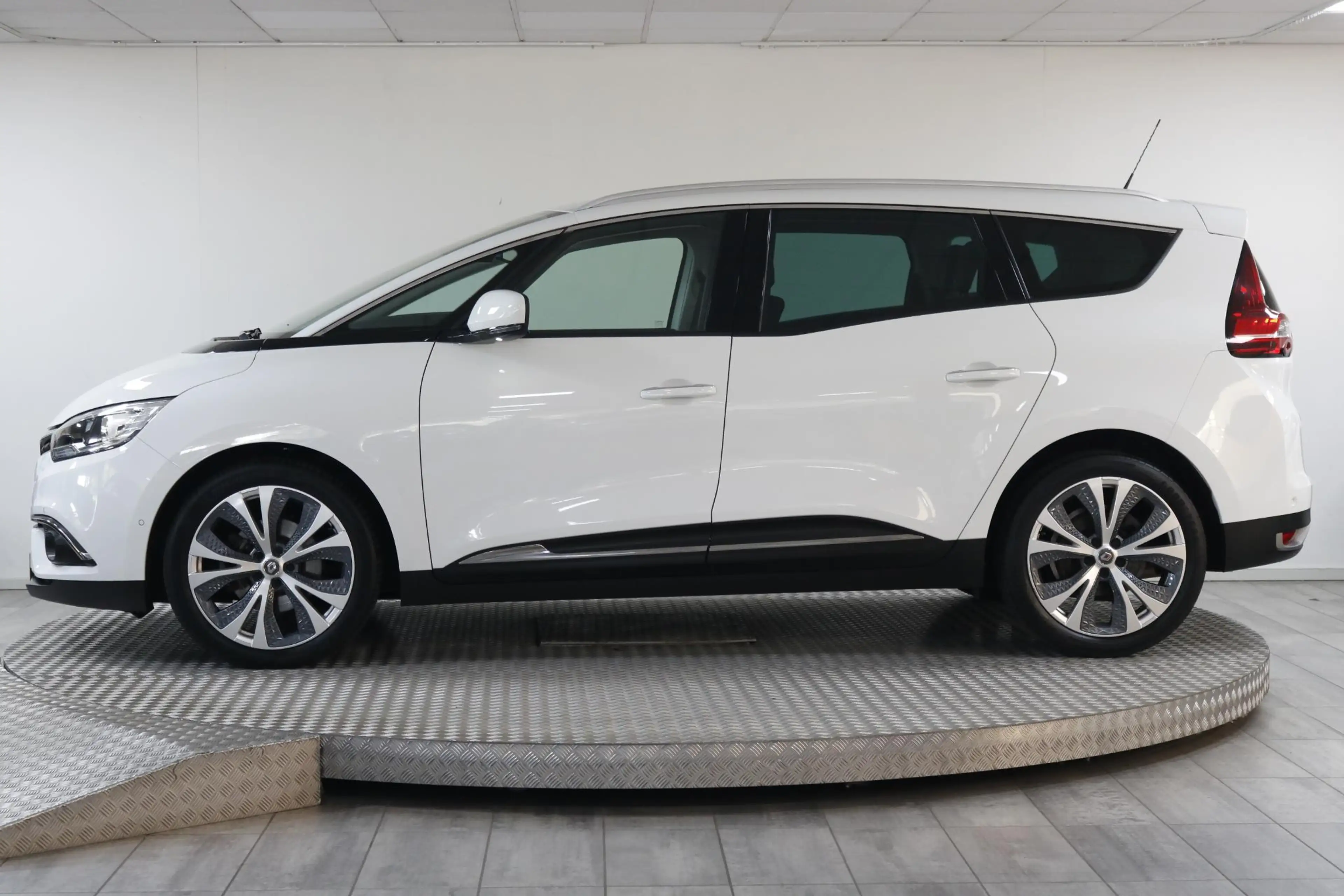 Renault Grand Scenic 1.3 TCe Intens Clima | Cruise | Carplay | Trekhaak — photo 8