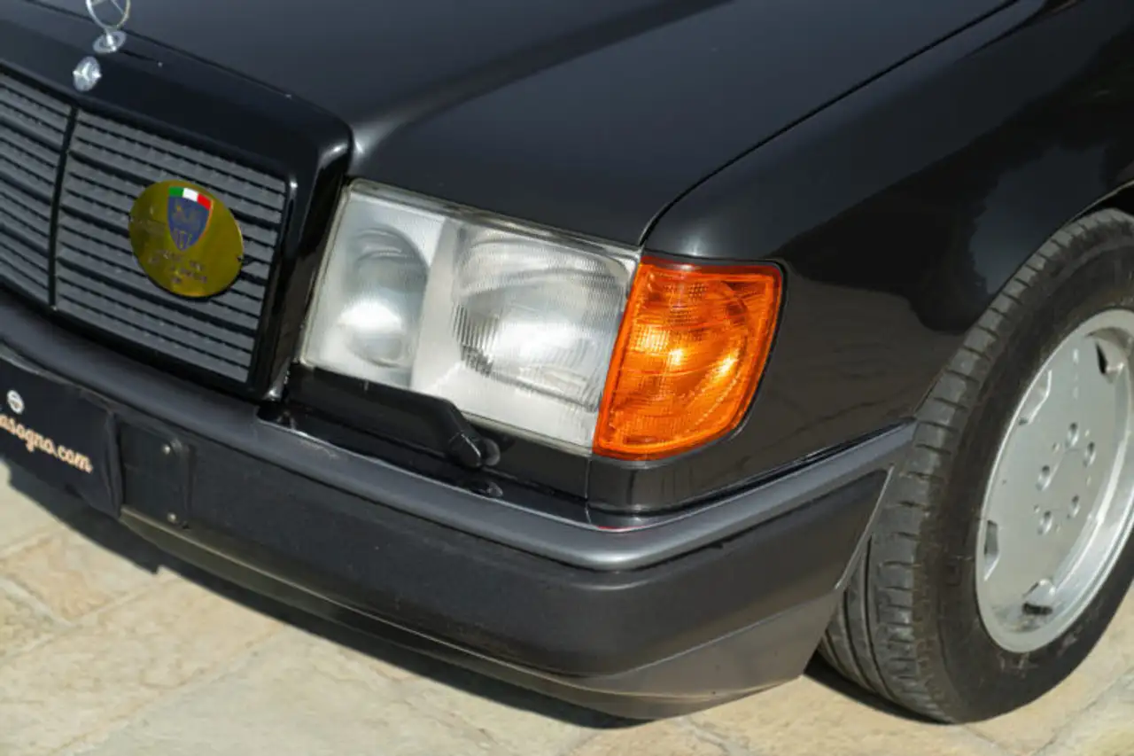 Mercedes-Benz 300 E-24V SPORTLINE, foto 6