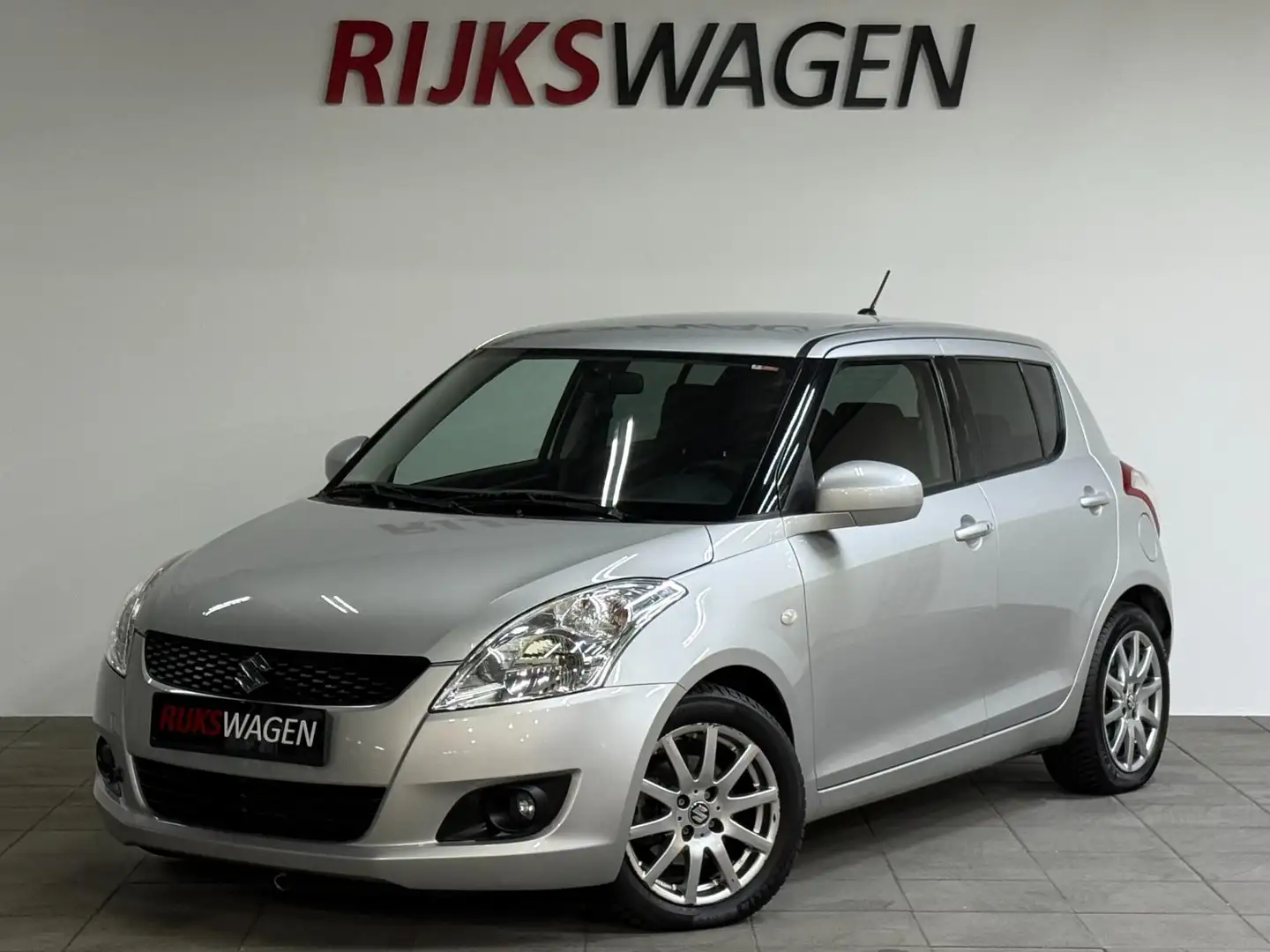 Suzuki Swift 1.2 Exclusive Automaat/Cruise/keyless Silber - 1