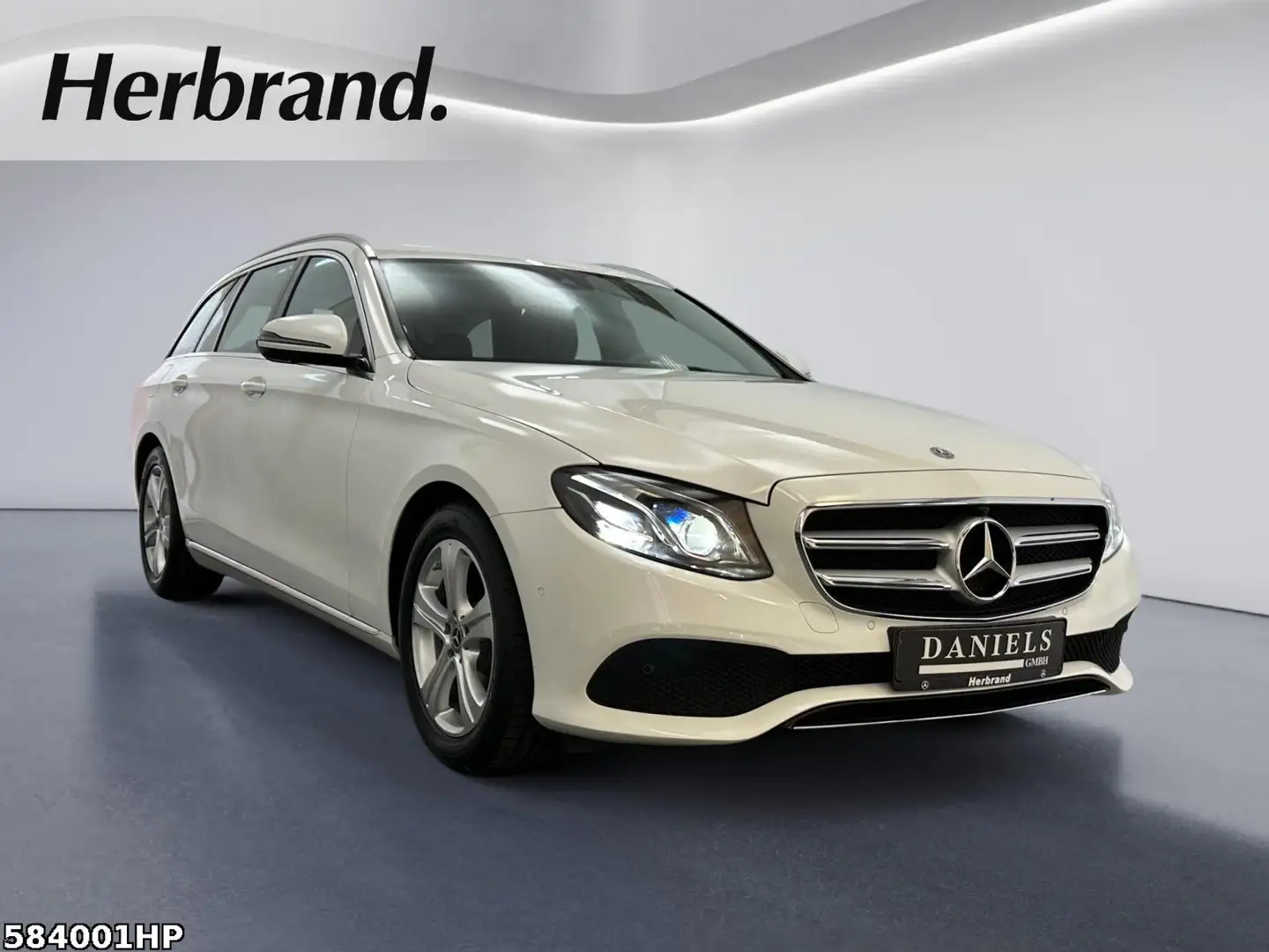 Mercedes-Benz E 250 T-Avantgarde Multibeam Carplay Widescreen Weiß - 2