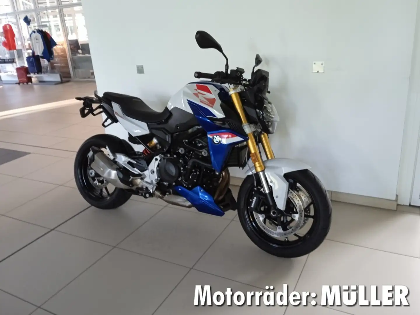 BMW F 900 R 4 Pakete, DTC, RDC, ABS Pro, Style Sport Bianco - 2