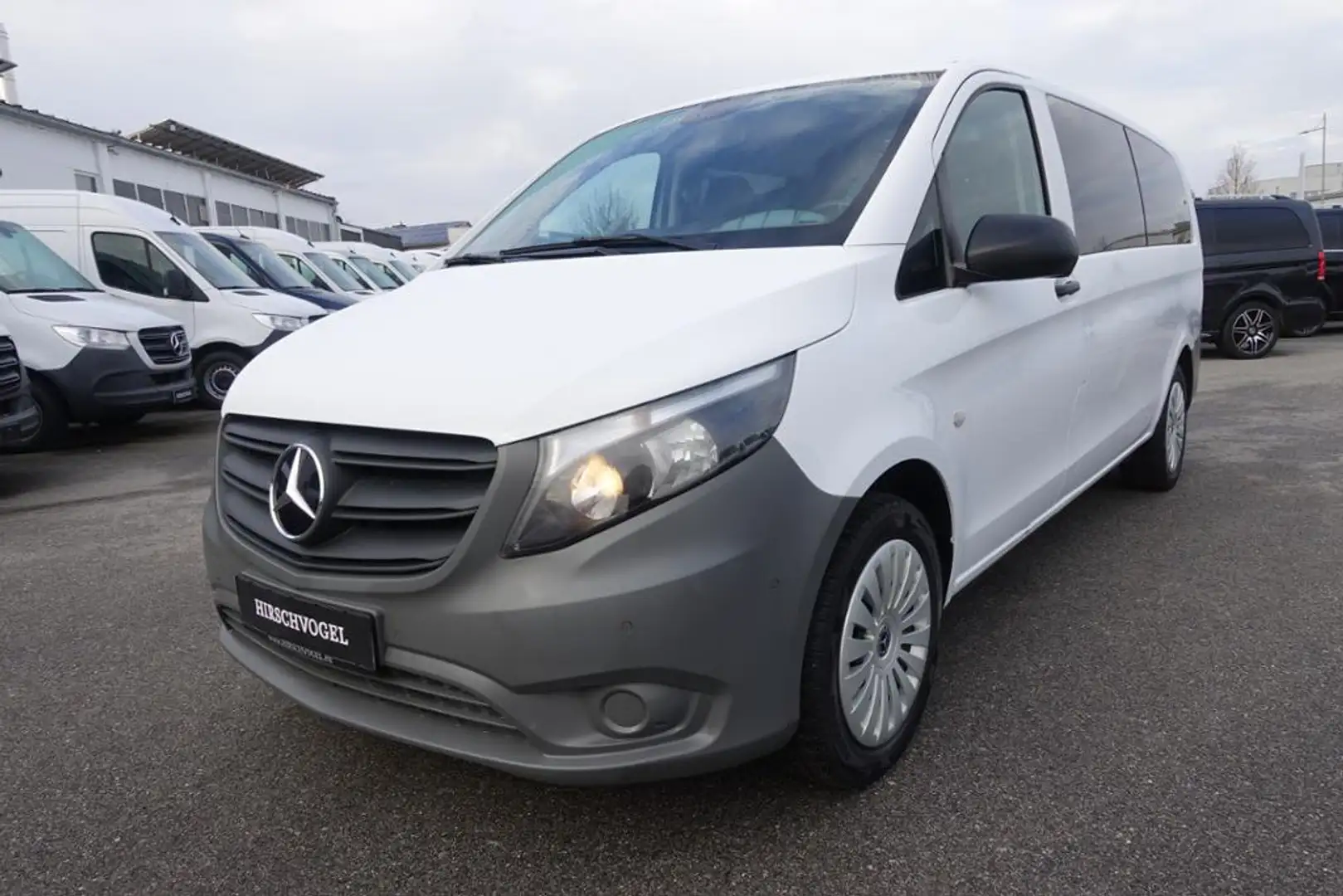 Mercedes-Benz Vito 114 CDI Tourer extralang+9G+2xKlima Weiß - 1