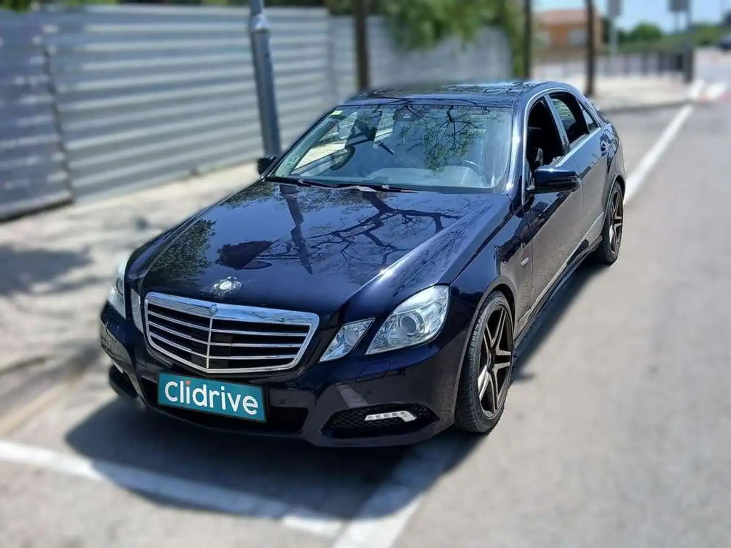 Mercedes-Benz E 220 CDI Blue Efficiency Azul - 1