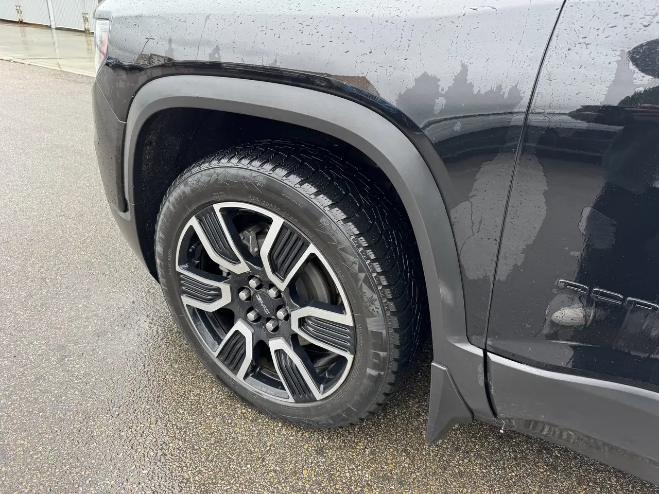 GMC Acadia снимка GMC Acadia